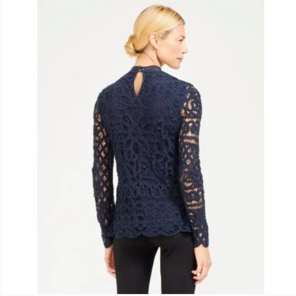J McLAUGHLIN Navy BlUe Yvoire Lace Women's Top Size Medium - Picture 2 of 12